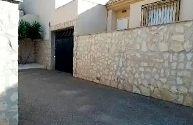 Plaza de garaje en Turre, sótano de 21 m²