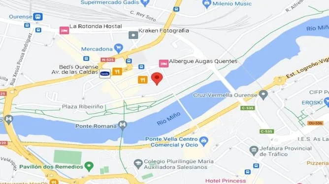 Local comercial en subasta en Ourense