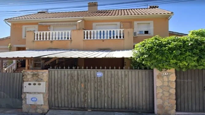 Auction-awarded Chapinería townhouse, 3 bedrooms