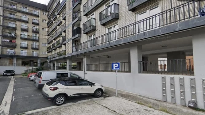 Piso ocupado en Hernani, tres dormitorios