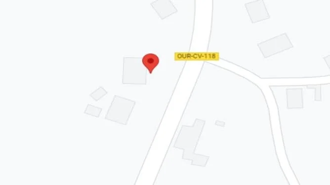 Parcela ocupada de 3.000 m² en Cartelle