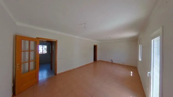 Adosado ocupado con siete habitaciones