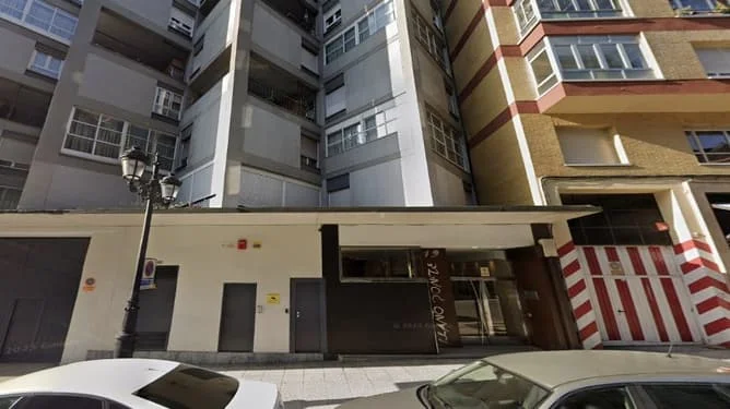 Piso céntrico en Oviedo, 93 m², alquilado