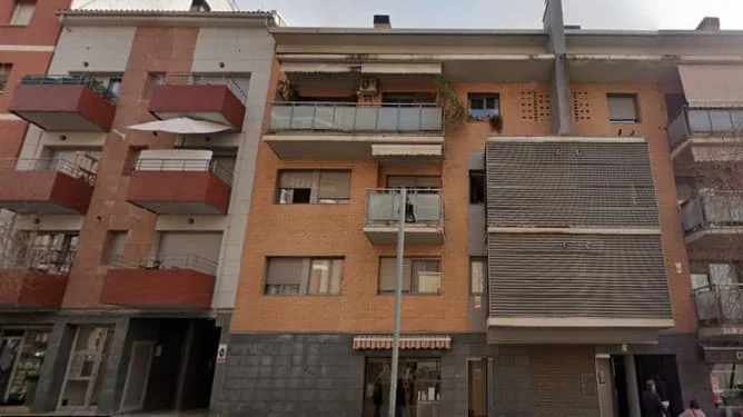 Piso alquilado en Rubí con 3 habitaciones