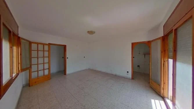 Adosado ocupado de cuatro habitaciones