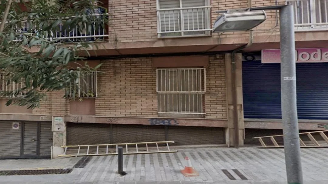 Tenanted Badalona flat, three bedrooms