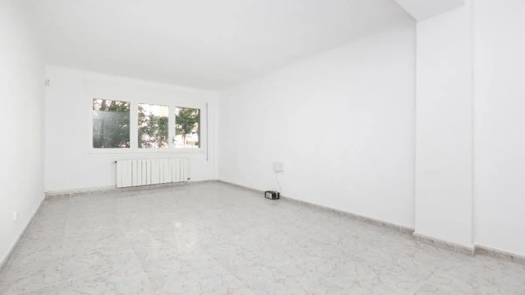 VPO flat in Rubí, 3 bedrooms