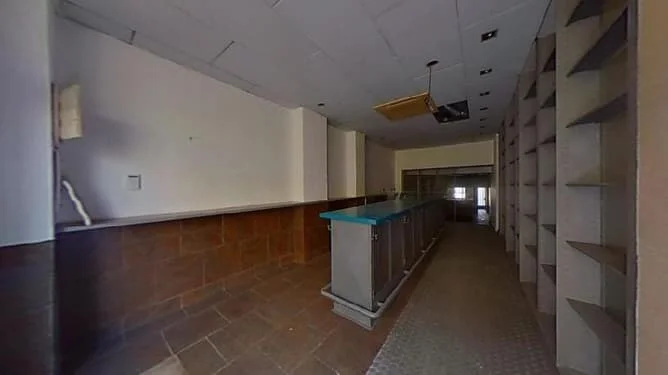 Gran oficina comercial cerca del centro de Cubelles