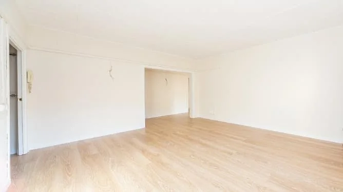 Rented Barcelona flat, three bedrooms