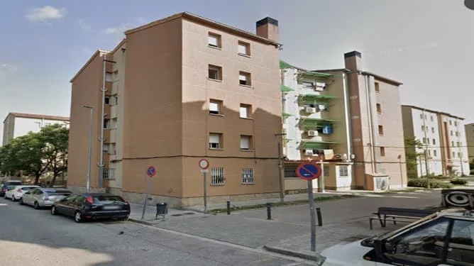 Tenanted Terrassa flat, 3 bedrooms