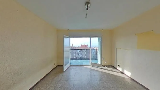 Piso céntrico en Mataró con tres habitaciones