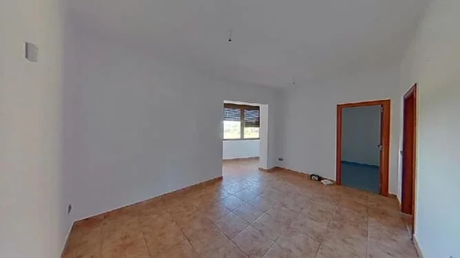 Piso alquilado de tres habitaciones en Vilanova