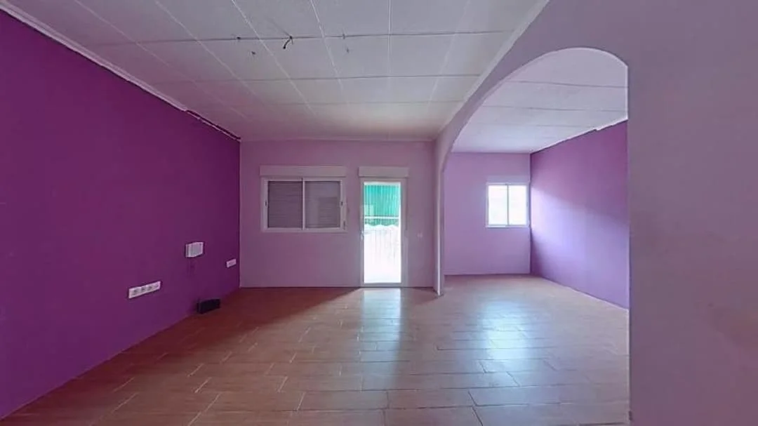 Rented three-bedroom flat in Terrassa