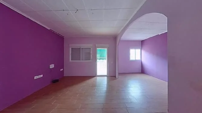 Rented three-bedroom flat in Terrassa