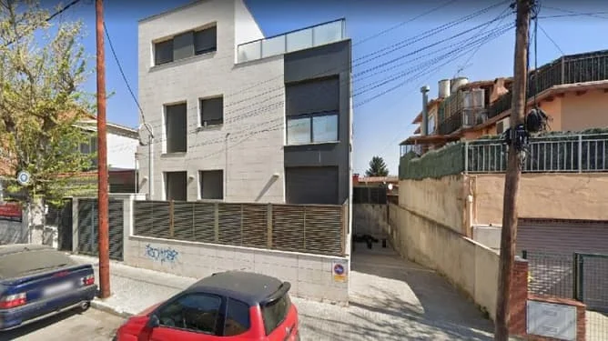 Garaje céntrico de 14 m² en Cerdanyola
