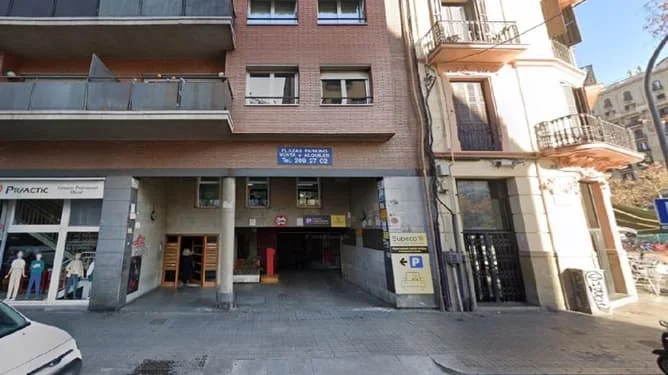 Garaje céntrico en Barcelona de 23 m²
