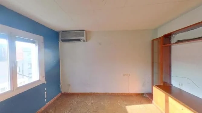 Piso alquilado de tres habitaciones en Hospitalet