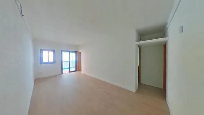 Tenanted Santa Coloma flat, 3 bedrooms