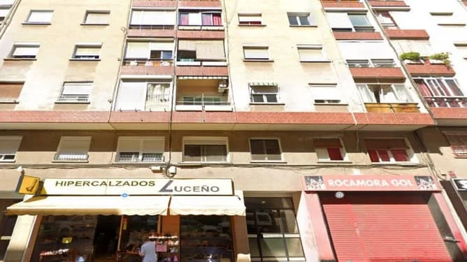 Piso céntrico en Reus con tres dormitorios