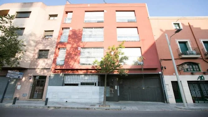 Garaje céntrico de 25 m² y una plaza