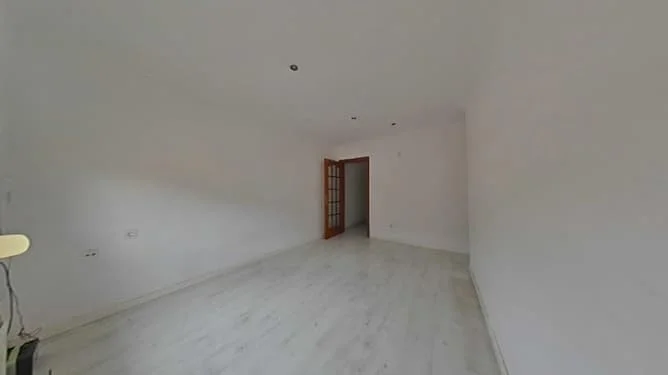 Piso ocupado en Mollet, tres habitaciones