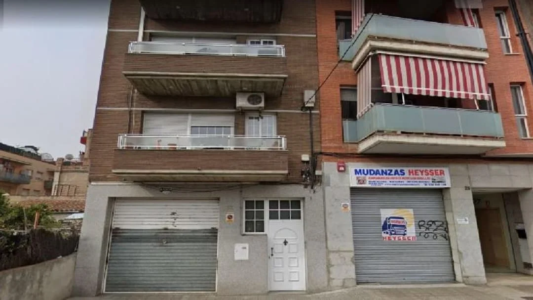 Tenanted Montcada flat with 3 bedrooms