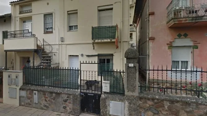 Adosado alquilado en Montornès, 3 habitaciones