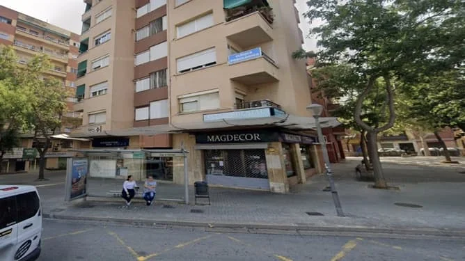 Tenanted Sabadell flat, 95 m², three-bedroom