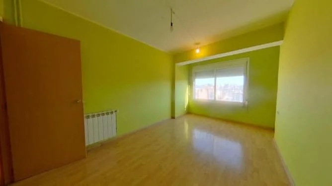 Piso alquilado en Sabadell con tres habitaciones