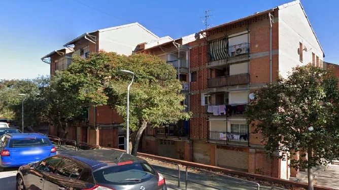 Auction flat in Terrassa, 3 bedrooms