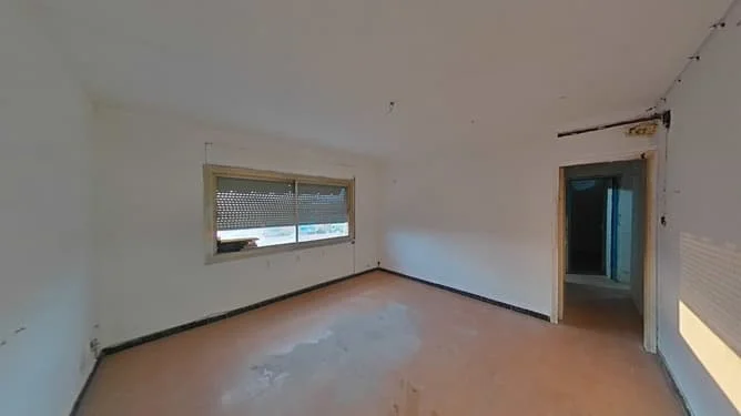 Piso de tres habitaciones en Terrassa