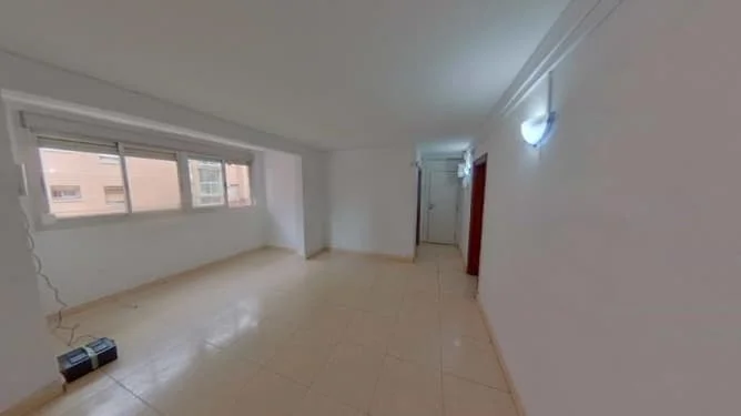 Piso de cuatro habitaciones en Terrassa