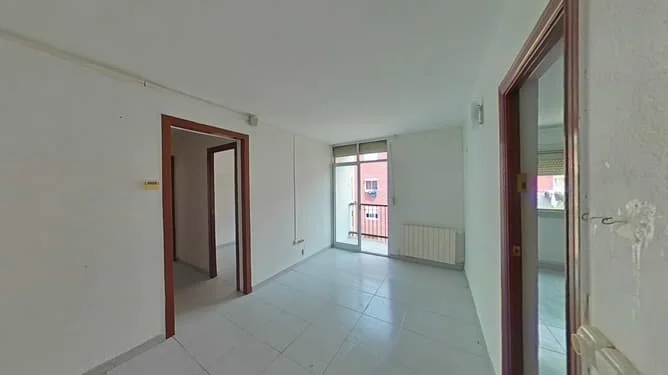Occupied Badalona flat, 3 bedrooms
