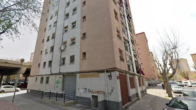 Piso alquilado de tres dormitorios en Badalona