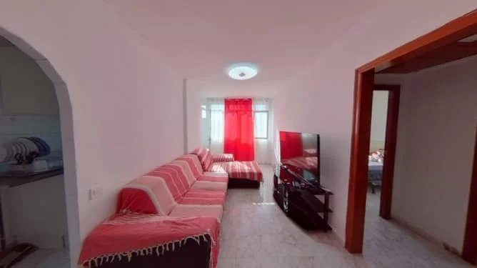 Rented Badalona flat with three bedrooms