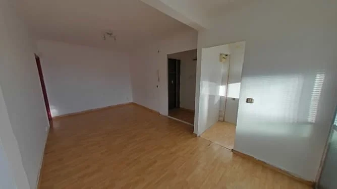 Piso ocupado en Badalona, 3 habitaciones