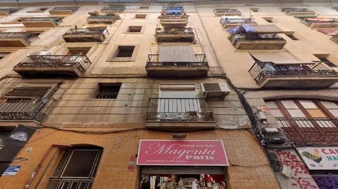 Piso en subasta en El Raval