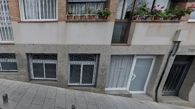 Piso en subasta en Vallcarca, 73 m²