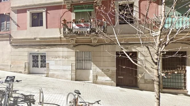 Piso alquilado en Poble-sec, tres habitaciones