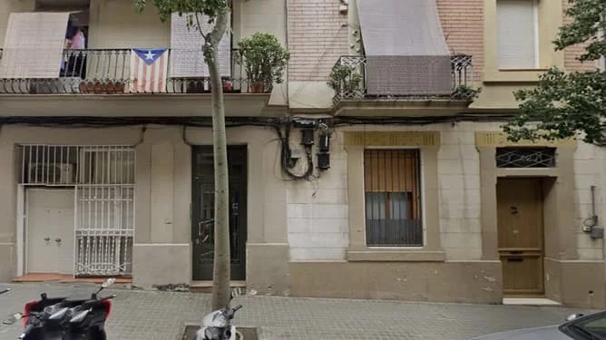 Piso alquilado en Poble-sec, 2 dormitorios