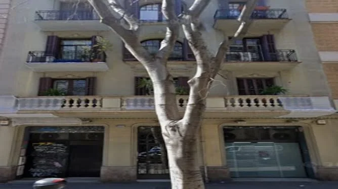 Auction flat in Barcelona, 3-bedroom