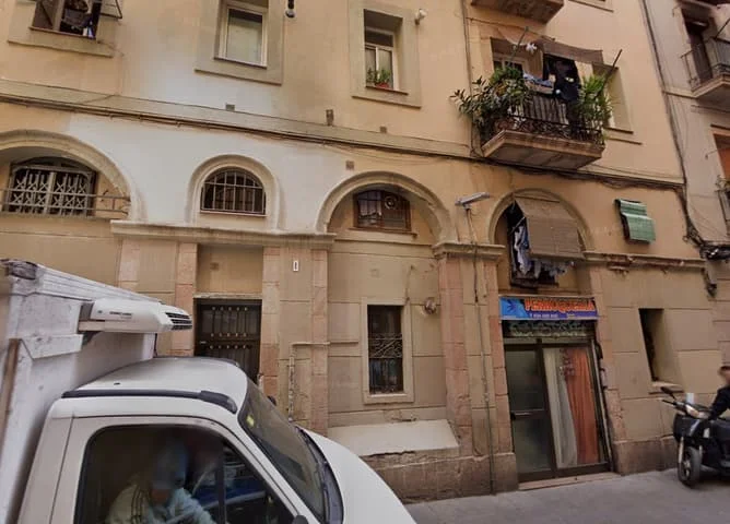 Piso en subasta en El Raval, 32 m²