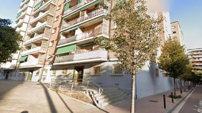 Two-bedroom Barcelona flat sold at auction