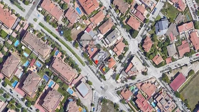 Plaza de garaje en Cerdanyola, 13 m²