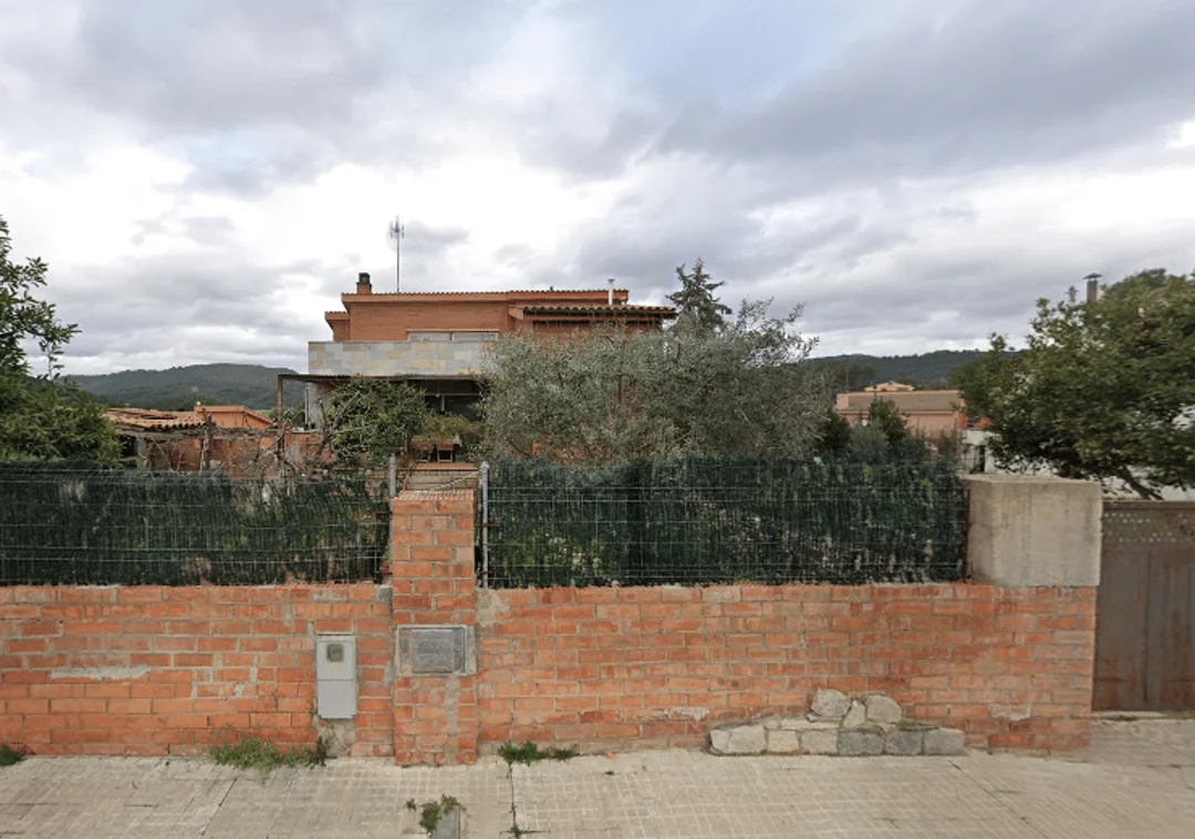 Occupied auction flat in Fonollosa