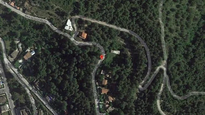 Parcela urbana de 604 m²