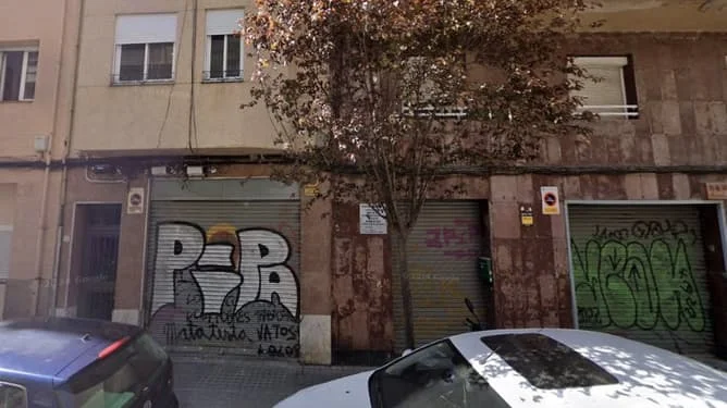 Piso céntrico alquilado de tres habitaciones