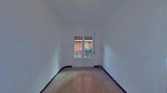 Tenanted ground-floor flat, 3 bedrooms