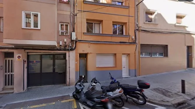 Central Hospitalet auction flat, 96 m²