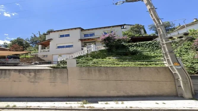 Rented townhouse with four bedrooms